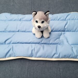 FlauschNest Hundedecke gefüllt mit eigener Alpakawolle