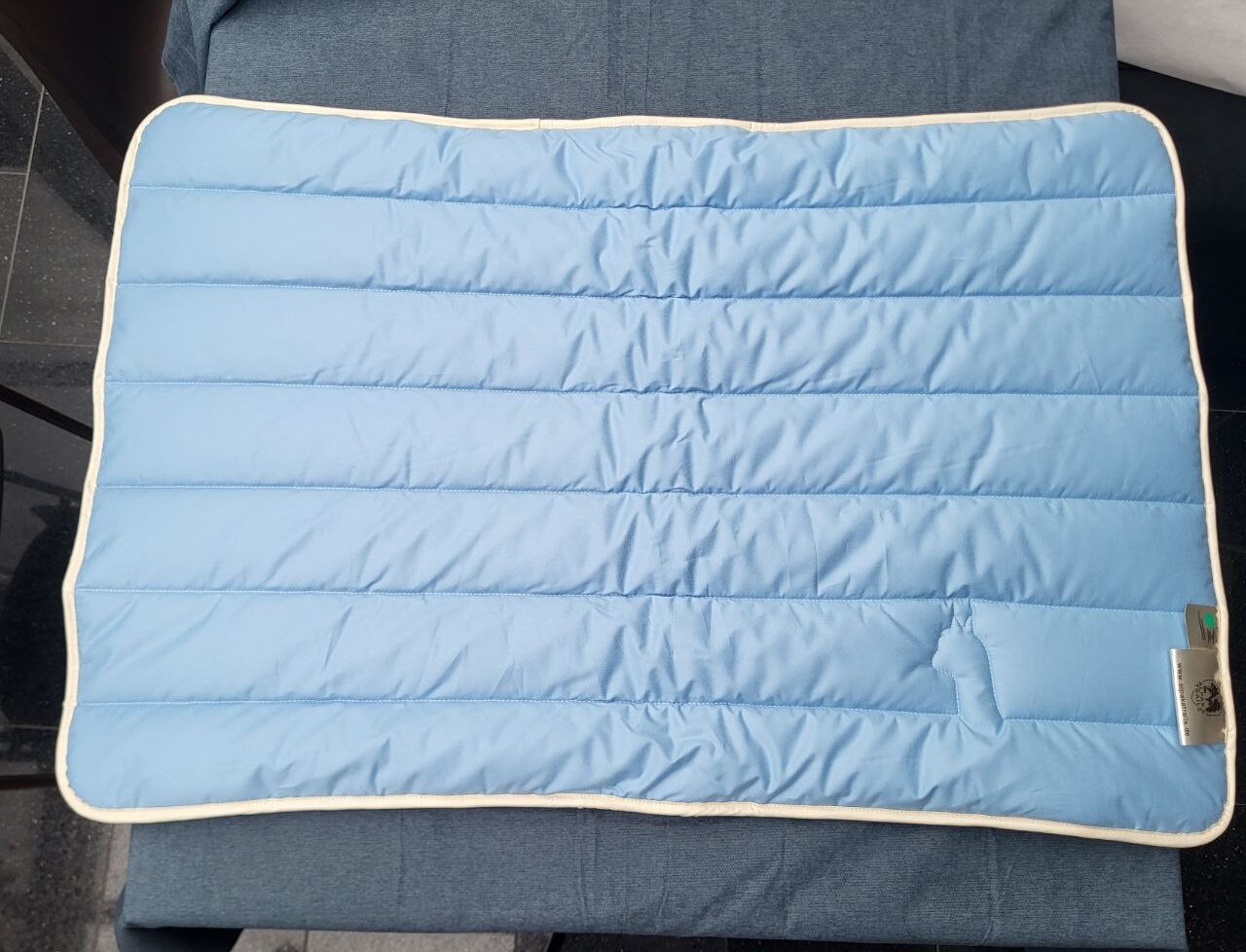 FlauschNest Hundedecke gefüllt mit eigener Alpakawolle – Bild 4